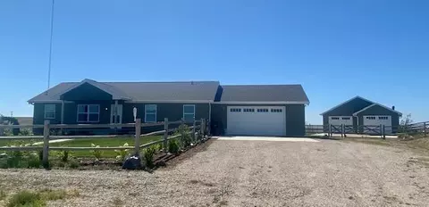 14716 Baxter St, Williston, ND 58801 photo 2