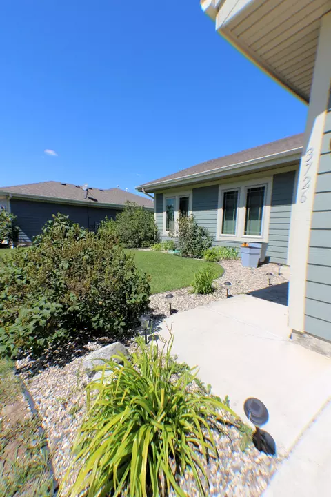 3726 Prairie Commons St, Williston, ND 58801 photo 4