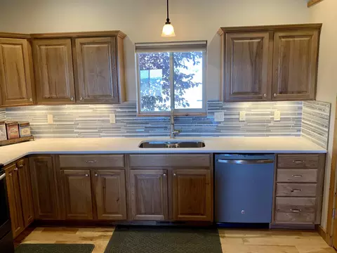 14064 Southview St, Williston, ND 58801 photo 18