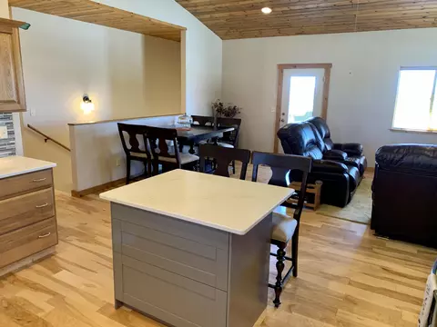 14064 Southview St, Williston, ND 58801 photo 16