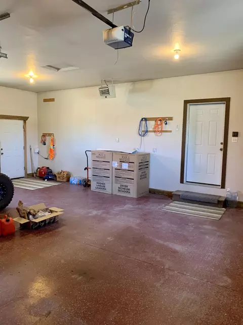14064 Southview St, Williston, ND 58801 photo 57