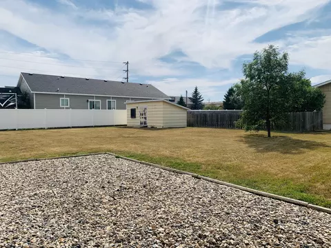 1814 17th Ct W, Williston, ND 58801 photo 72
