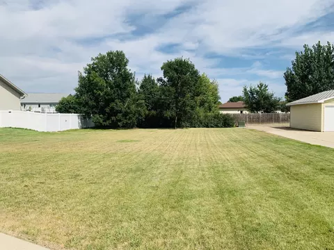 1814 17th Ct W, Williston, ND 58801 photo 76