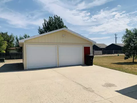 1814 17th Ct W, Williston, ND 58801 photo 98
