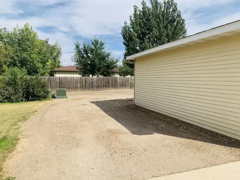 1814 17th Ct W, Williston, ND 58801 photo 69