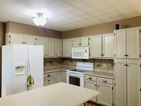 1814 17th Ct W, Williston, ND 58801 photo 11
