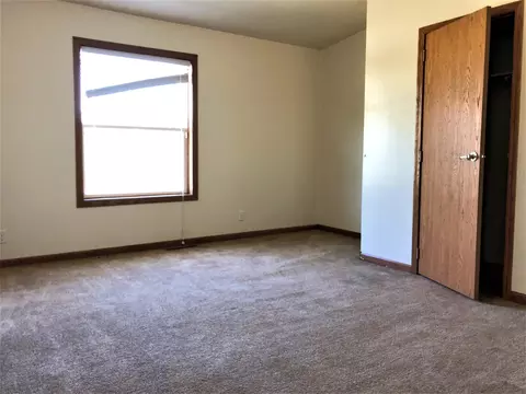 81 70th St E, Williston, ND 58801 photo 7