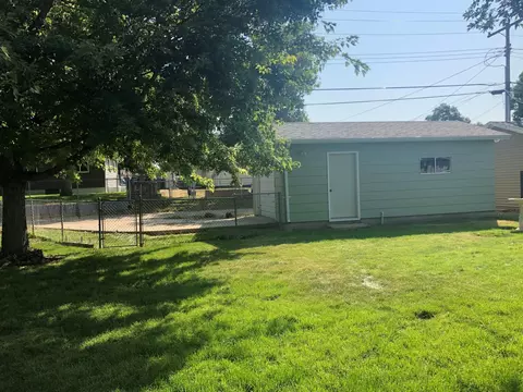 926 16th Ave W, Williston, ND 58801 photo 4