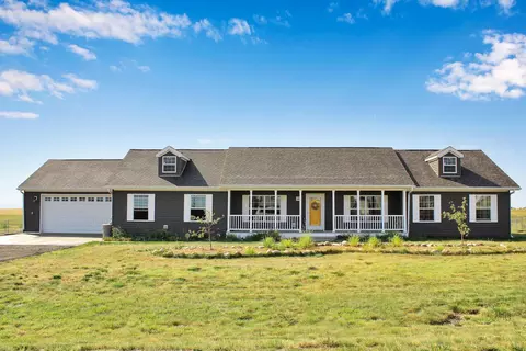 13082 Sandy St, Arnegard, ND 58835 photo 1