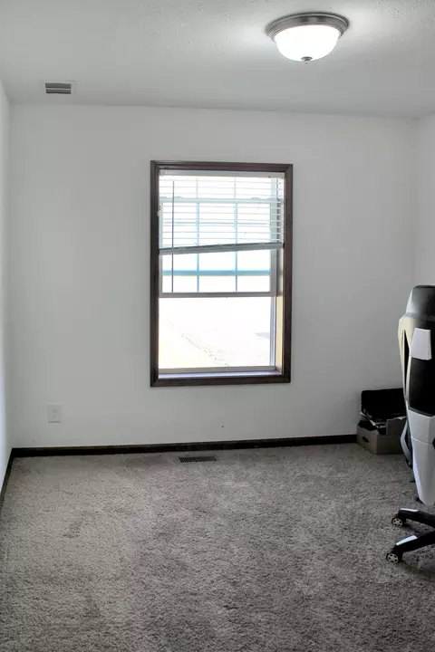 13082 Sandy St, Arnegard, ND 58835 photo 15