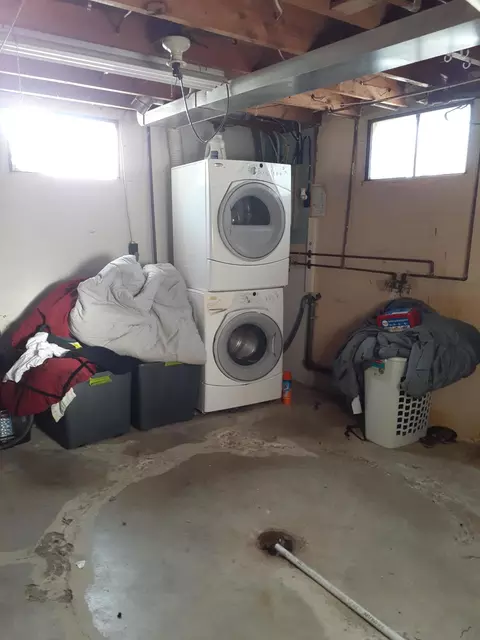 408 Washington Ave, Williston, ND 58801 photo 17