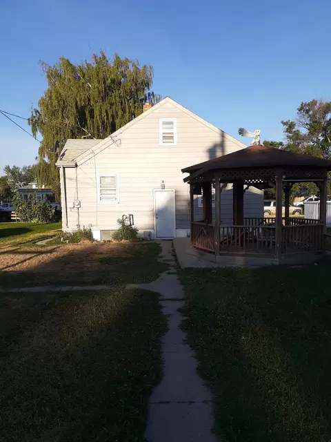 408 Washington Ave, Williston, ND 58801 photo 19