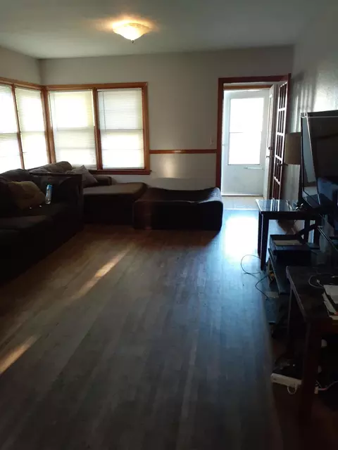 408 Washington Ave, Williston, ND 58801 photo 4