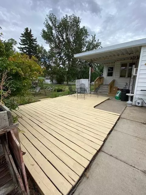 902 2nd Ave W, Williston, ND 58801 photo 4