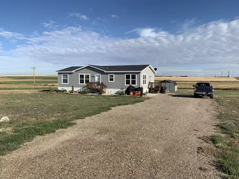 14195 Basin Loop, Williston, ND 58801 photo 2
