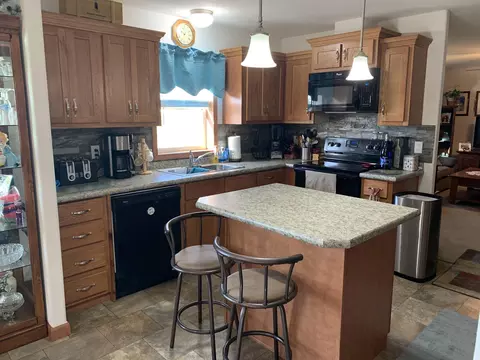 14195 Basin Loop, Williston, ND 58801 photo 7