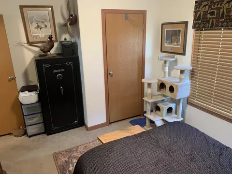 14195 Basin Loop, Williston, ND 58801 photo 32