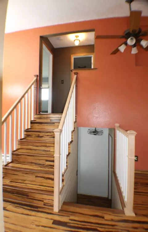 1705 28th St W, Williston, ND 58801 photo 10