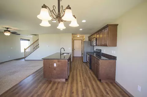 5805 Vanessa Ave, Williston, ND 58801 photo 12