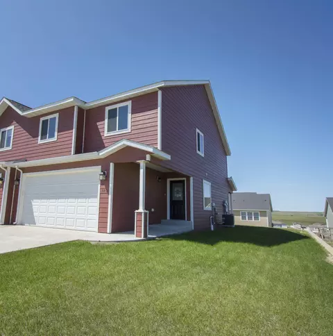 5805 Vanessa Ave, Williston, ND 58801 photo 1