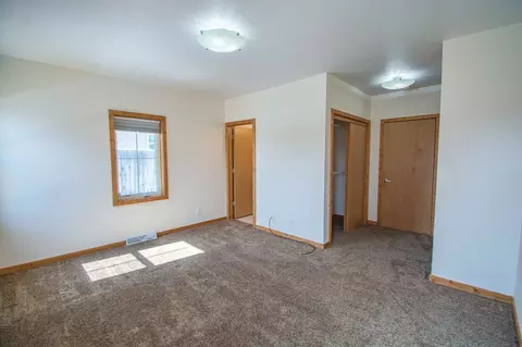 1901 Timbers St, Williston, ND 58801 photo 23