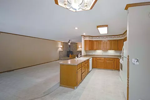1214 4th St W, Williston, ND 58801 photo 18