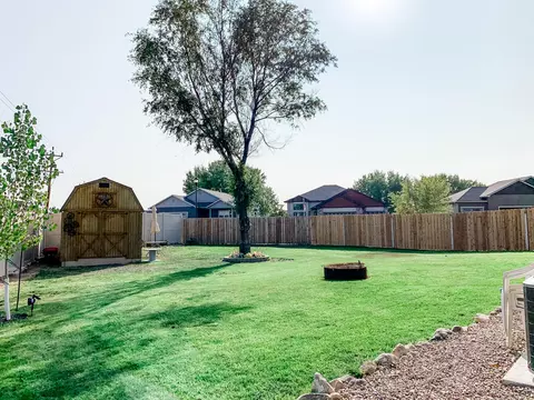 1619 Creekside Dr, Williston, ND 58801 photo 37