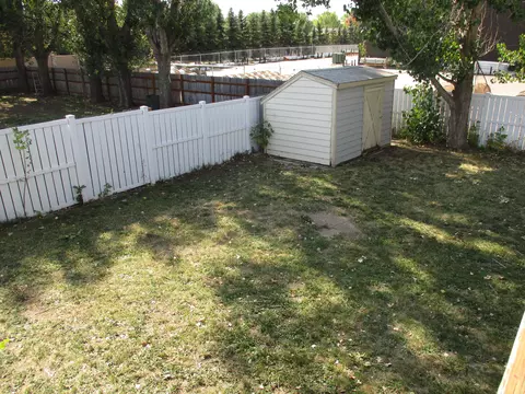 2401 University Ave, Williston, ND 58801 photo 18