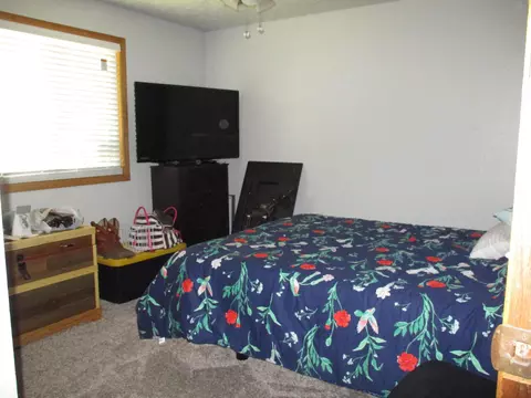 2401 University Ave, Williston, ND 58801 photo 11