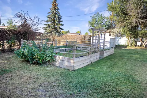 3609 2nd Ave E, Williston, ND 58801 photo 25