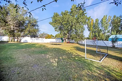 3609 2nd Ave E, Williston, ND 58801 photo 22