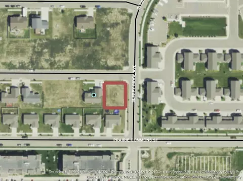 3703 Orange Willow St, Williston, ND 58801 photo 2