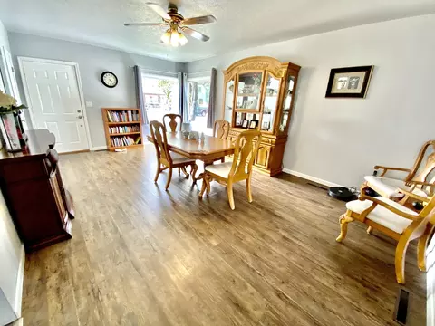 420 5th Ave W, Williston, ND 58801 photo 5