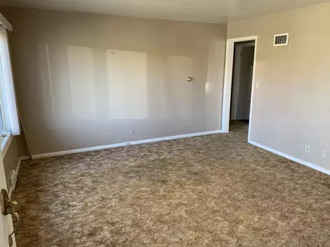 1312 4th Ave W, Williston, ND 58801 photo 9
