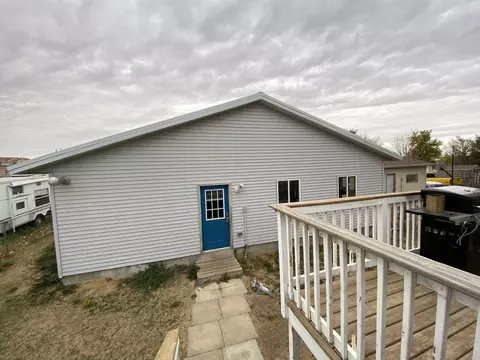 1902 28th St W, Williston, ND 58801 photo 19