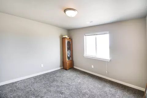 13688 Kristina St, Williston, ND 58801 photo 23