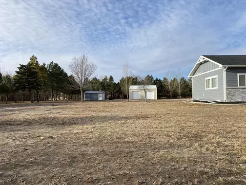 7101 3rd Ave E, Williston, ND 58801 photo 46