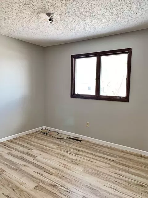 1809 14th Ave W, Williston, ND 58801 photo 23