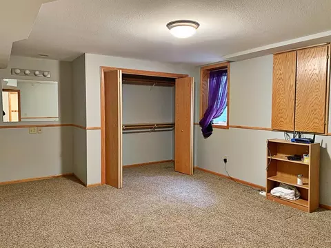 1809 14th Ave W, Williston, ND 58801 photo 33