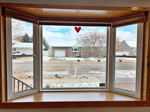 1809 14th Ave W, Williston, ND 58801 photo 18