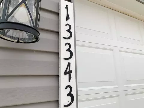 13343 River Meadow St, Williston, ND 58801 photo 2