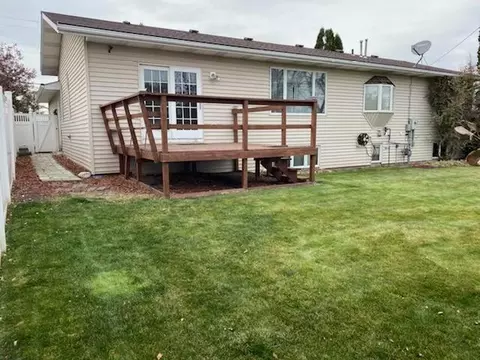 1602 6th Ave W, Williston, ND 58801 photo 4