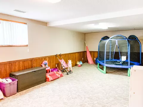 1602 6th Ave W, Williston, ND 58801 photo 32