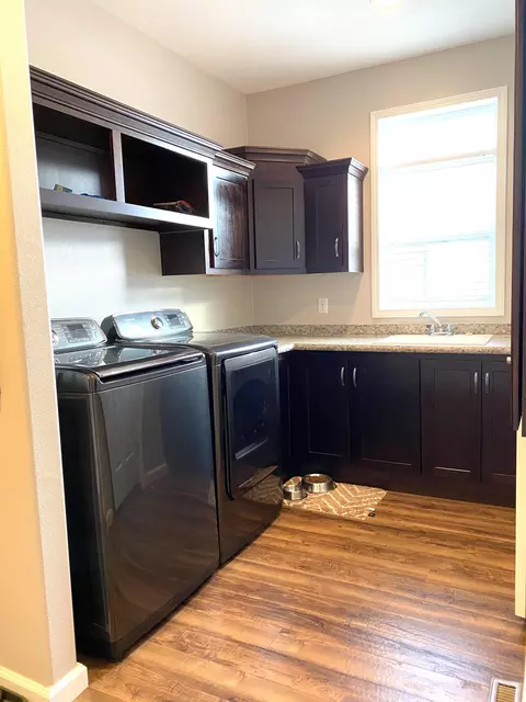14192 Summit St, Williston, ND 58801 photo 13