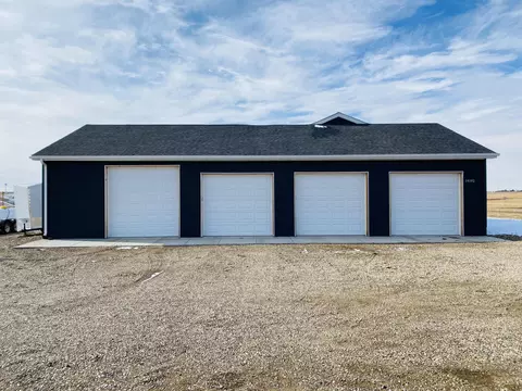 14192 Summit St, Williston, ND 58801 photo 17