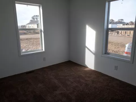 13846 Charlson St, Williston, ND 58801 photo 12