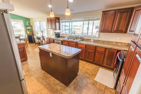 5624 Stoneview Ave, Williston, ND 58801 photo 6