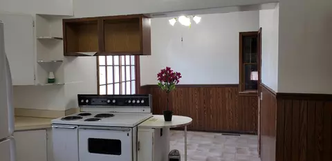 211 Robinson St, Grenora, ND 58845 photo 2