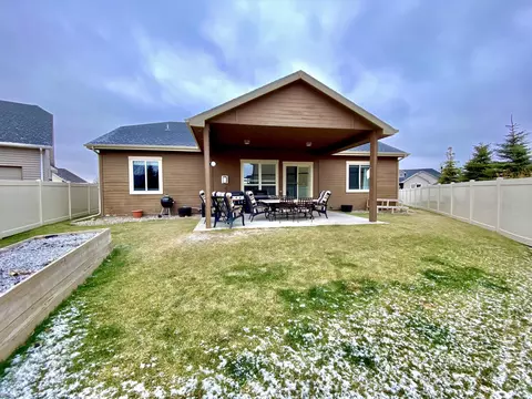 1521 Creekside Dr, Williston, ND 58801 photo 30