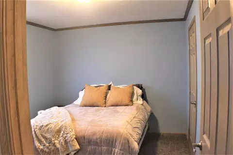 5635 Carolville Loop, Williston, ND 58801 photo 12